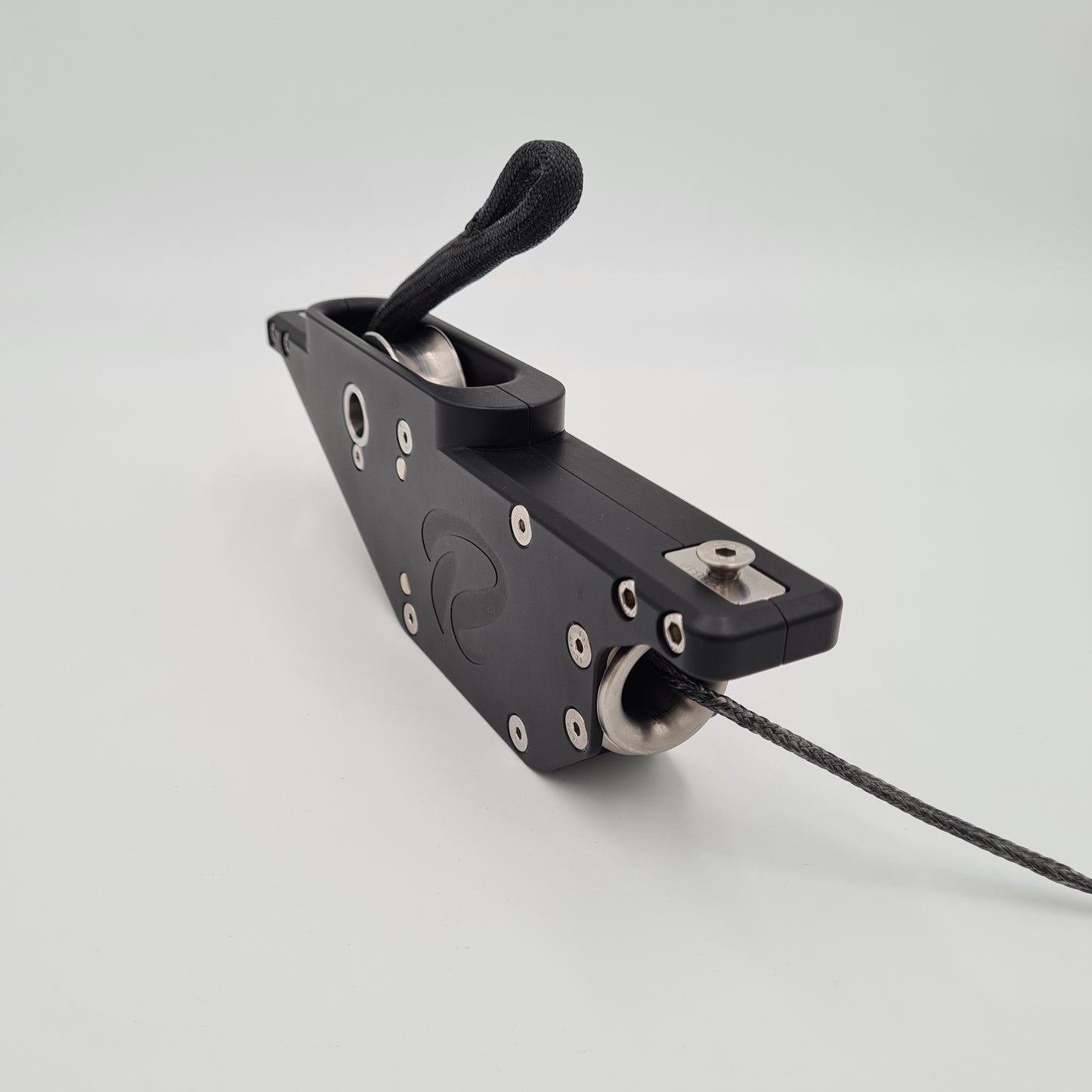 Integrated Sheave Lock